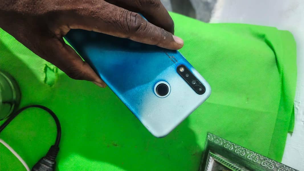 Tecno Spark 4 4