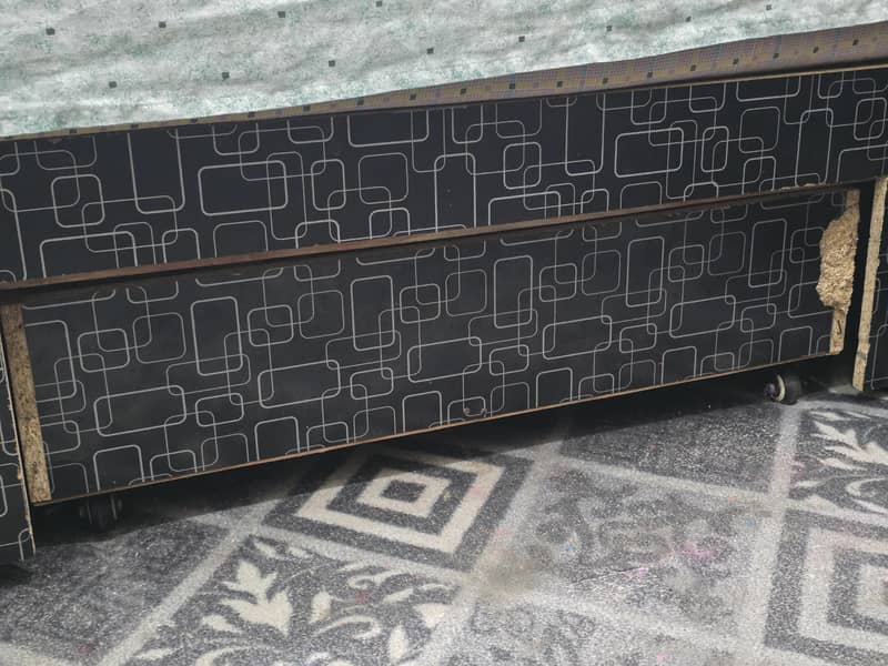 bed set with side table 3