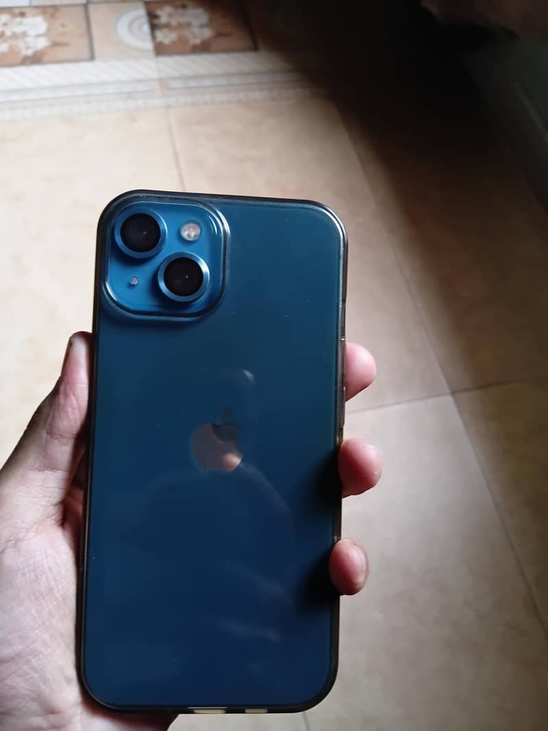 Apple iPhone 13 0