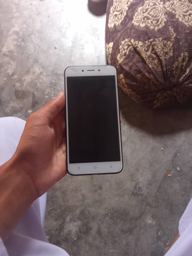 OPPO A71 0