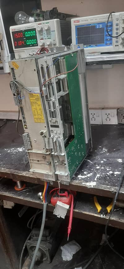 Industrial inverter ,power supply ph 0 3 0 9 6 4 7 1 1 9 2