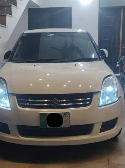 Suzuki Swift 2010 Family use Lahore Registered