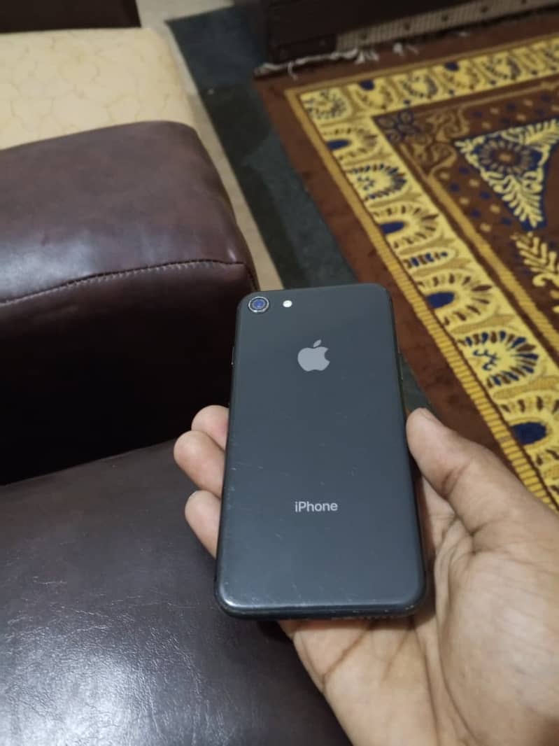 Apple iPhone 8 11