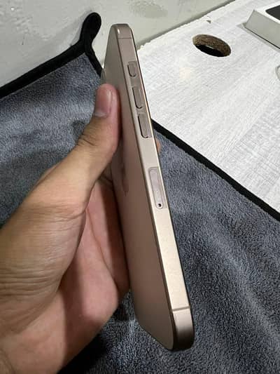 Apple iPhone 16 Pro