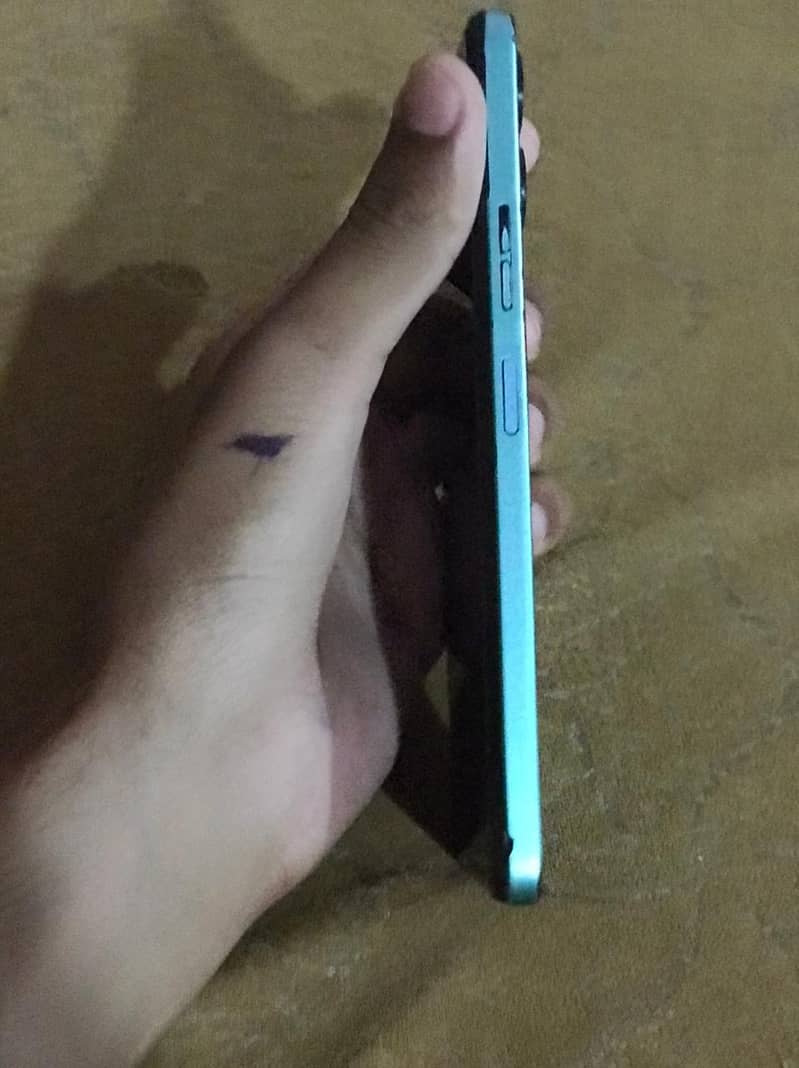 Tecno Camon 19 6
