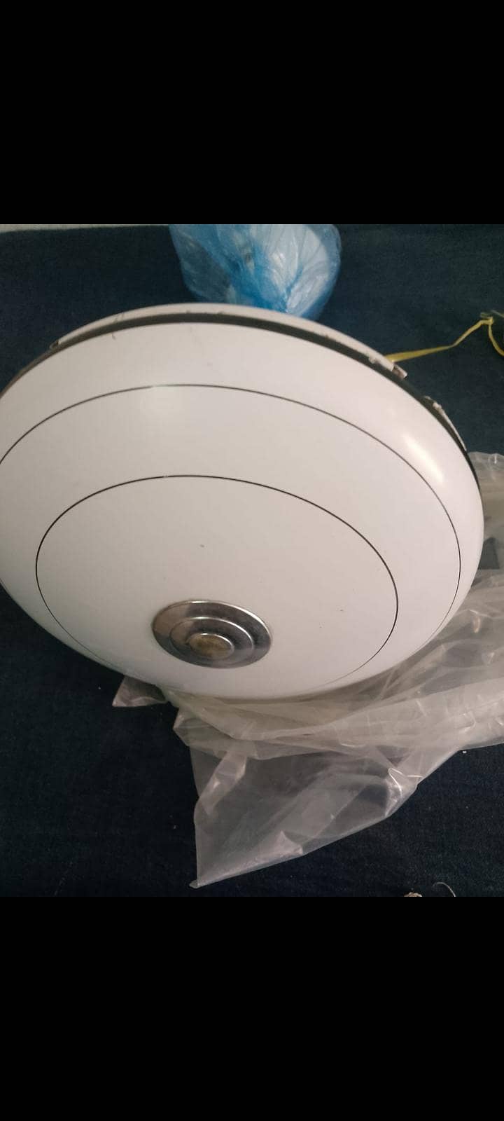 fans available 1