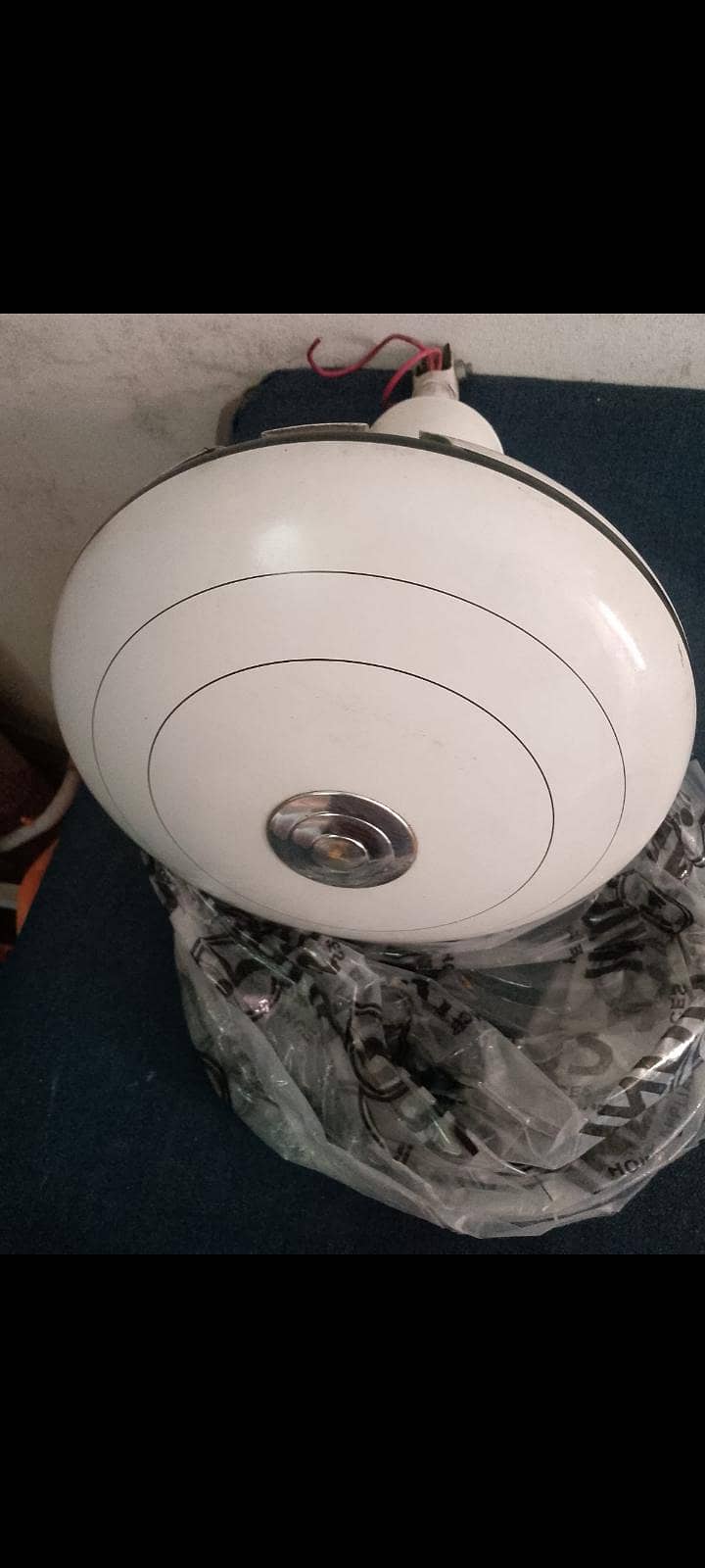 fans available 3