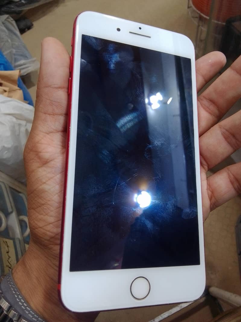 Apple iPhone 7 Plus 1