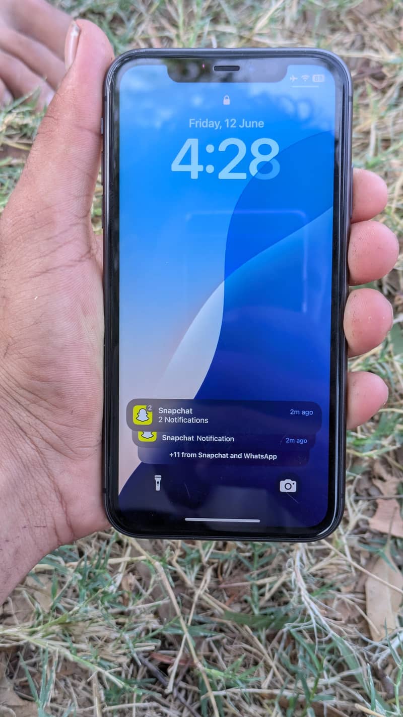 Apple iPhone 11 0