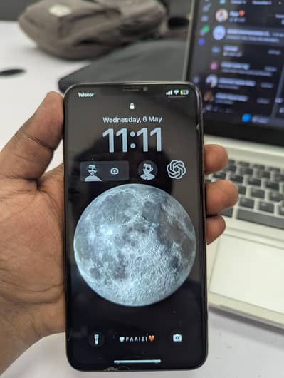 Apple iPhone XS Max | PTA Approved 256 Gb 8/10 Condition