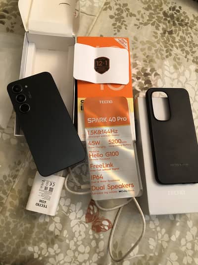 Tecno Spark 40 Pro 8/256