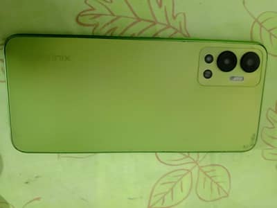 Infinix Hot 12