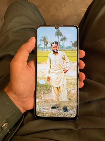 Tecno Spark Go 3 lush Candtion ghr Mai chla Howa ha box bhe hai