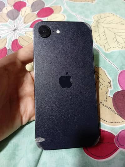 Apple iPhone 16e
