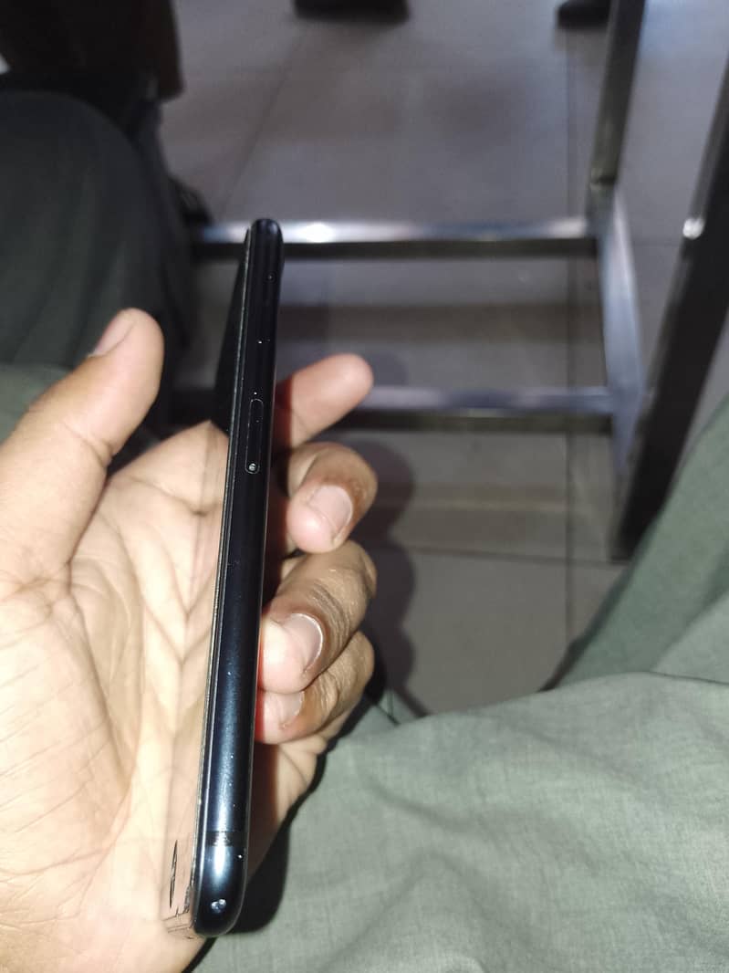 Apple iPhone SE 0