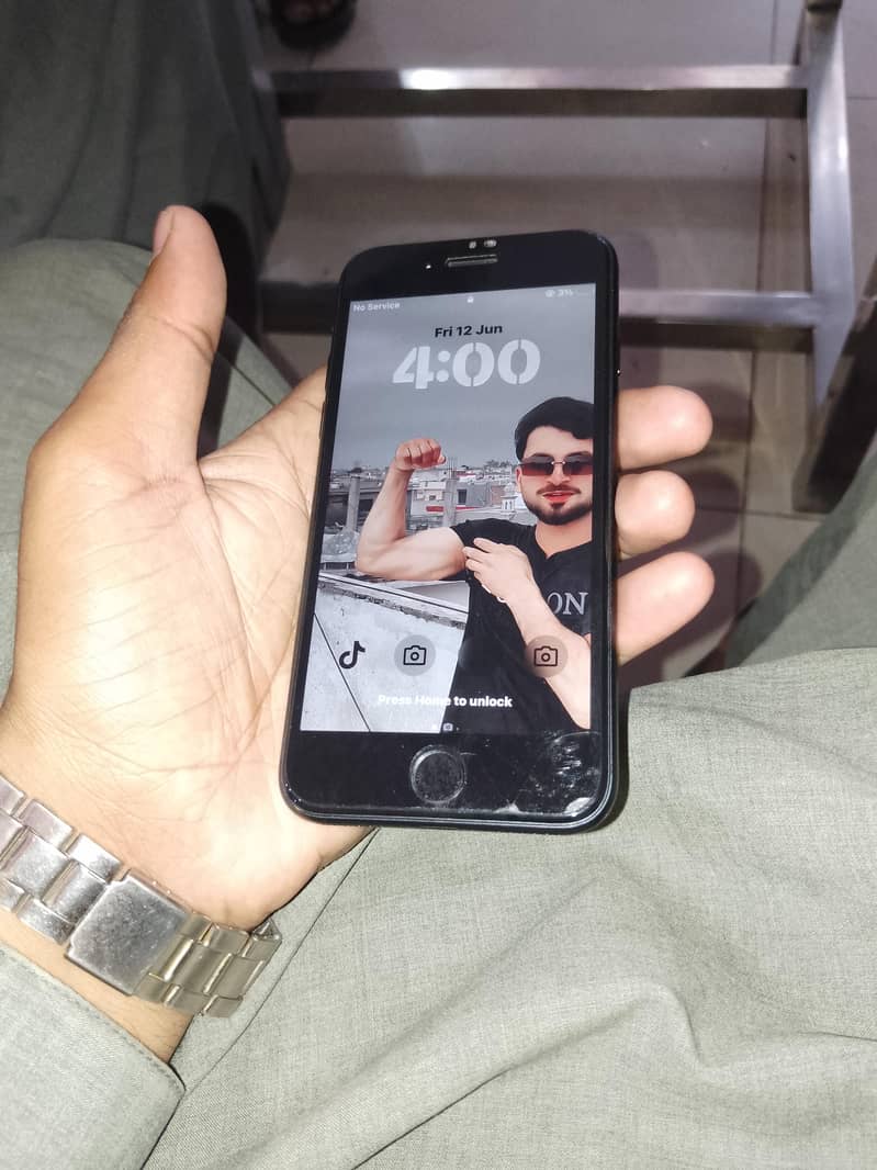 Apple iPhone SE 4