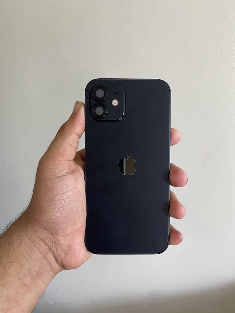 Apple iPhone 12 0
