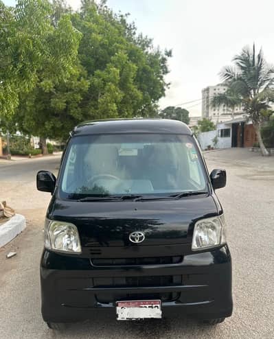 Toyota Pixis Van
