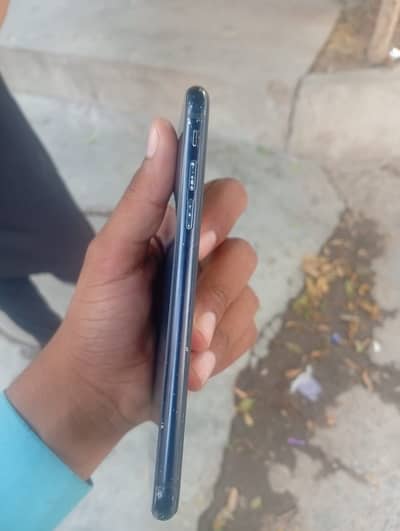 Apple iPhone XR 128gb factory unlock