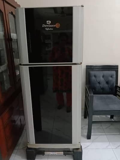Dawlance fridge for sale