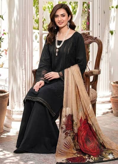 Elegant Black Embroidered Pakistani Suit with Floral Dupatta – Women's