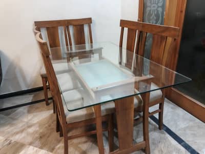 6 Seater Glass Top Dining table