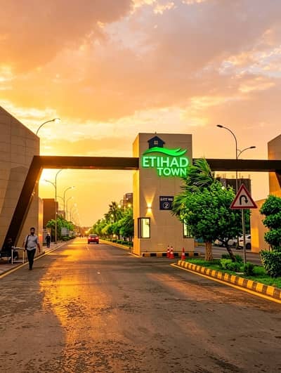 ETIHAD TOWN PHASE-1 main Raiwind road Lahore nazd thoker naiz baig,3 Marla,5 Marla 10 Marla on ground Plots available ready to possession