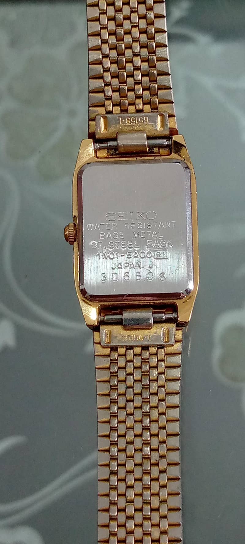 Seiko Quartz 4
