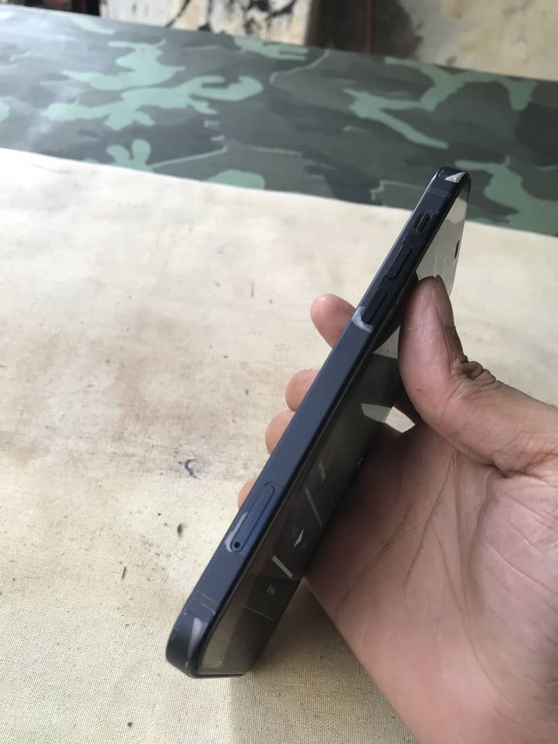 iPhone 12 3