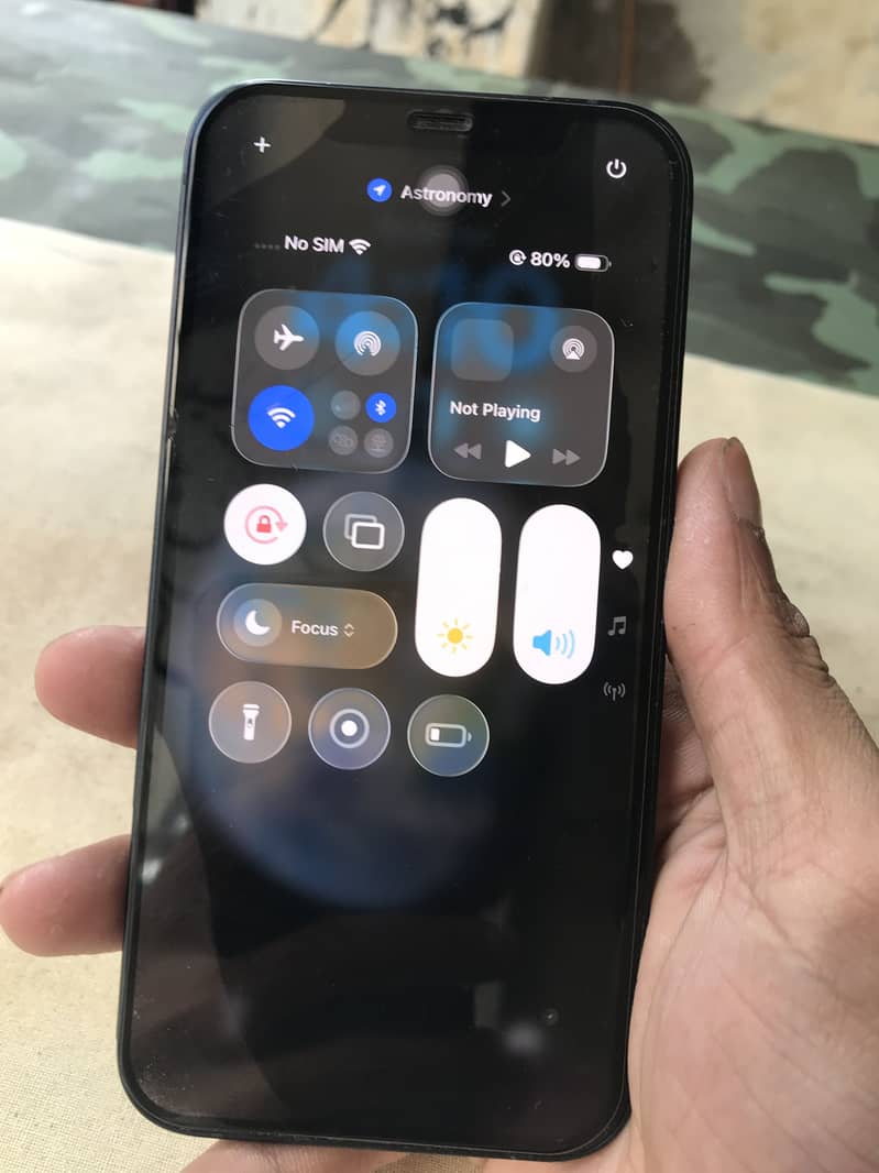 iPhone 12 6