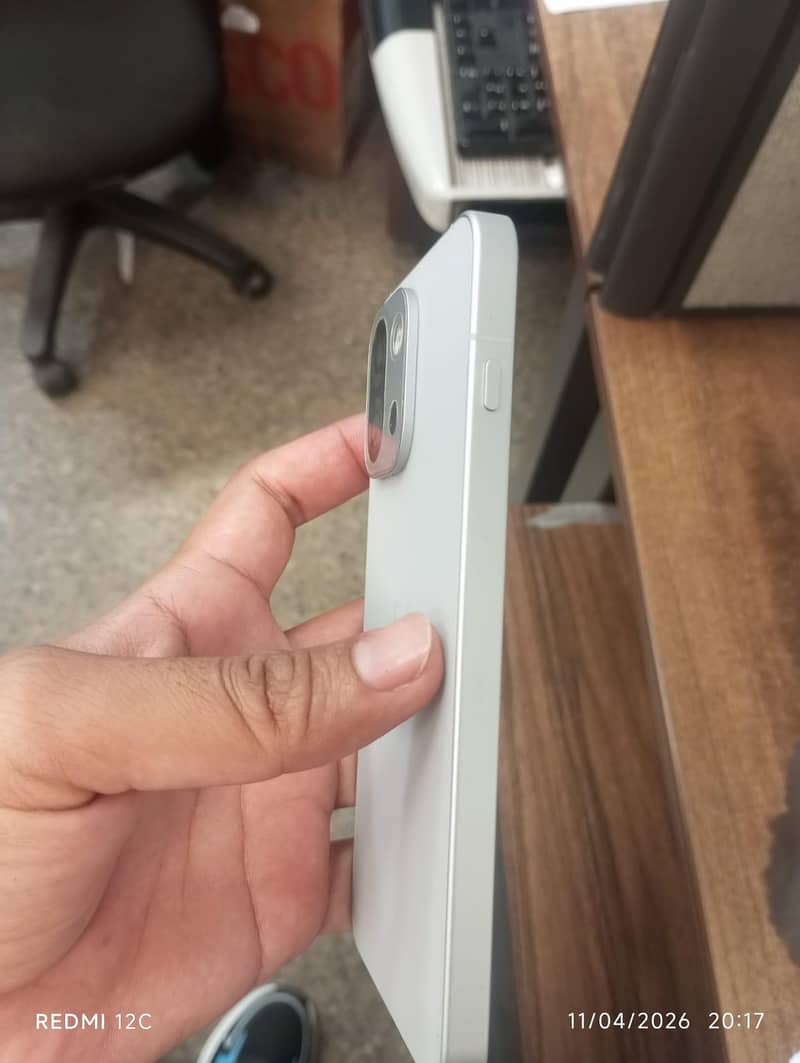 oneplus 13t 3
