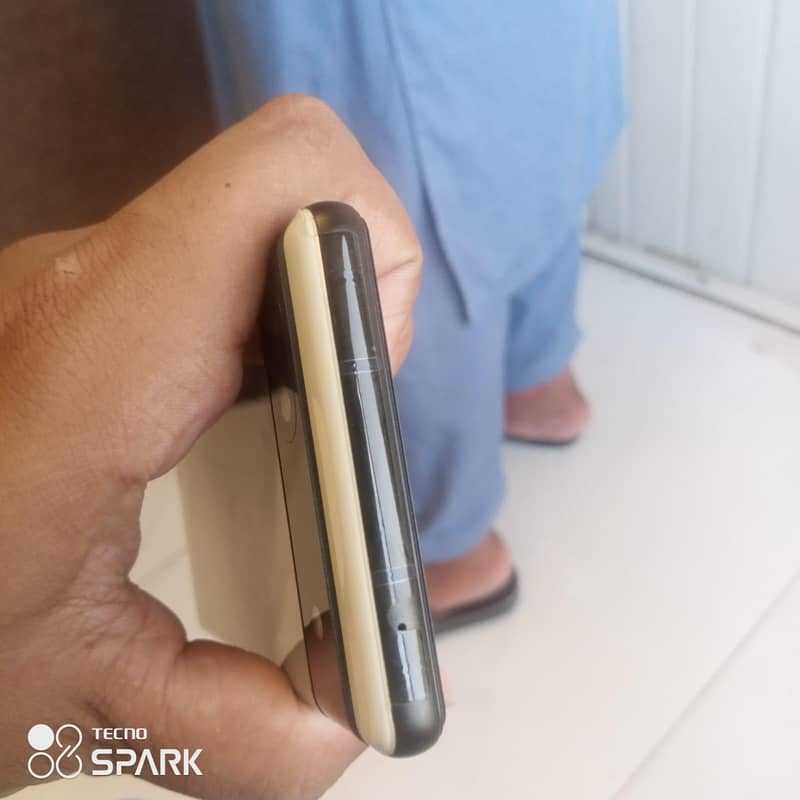 Google Pixel 6a 1