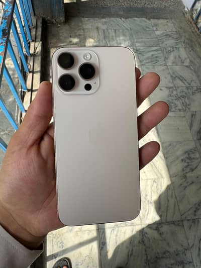 Apple iPhone 16 Pro Max