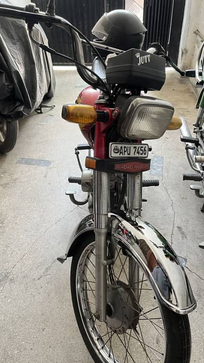 Road Prince Bike 70cc for urgent sale