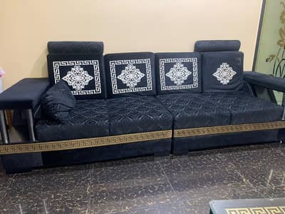 L shaped sofa with table