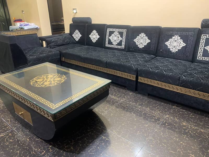 L shaped sofa with table 2