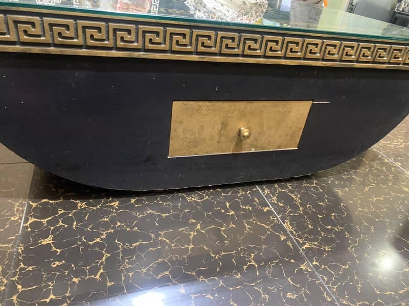 L shaped sofa with table 6