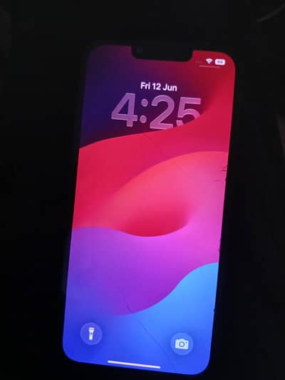 Apple iPhone 13