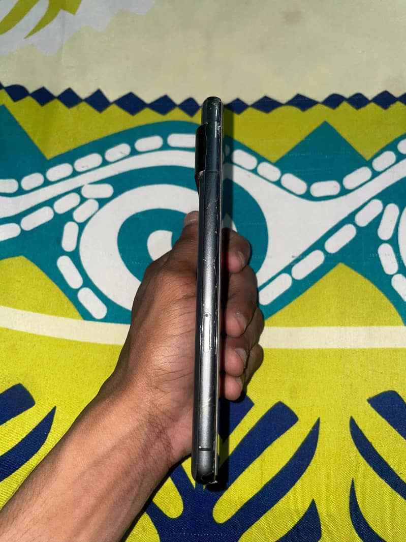 Google Pixel 7 4