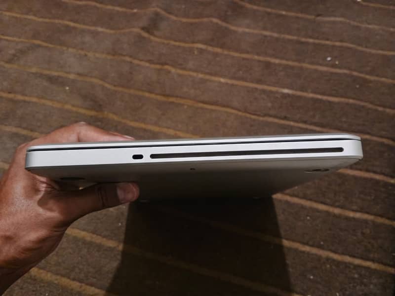 Macbook 10  , 1