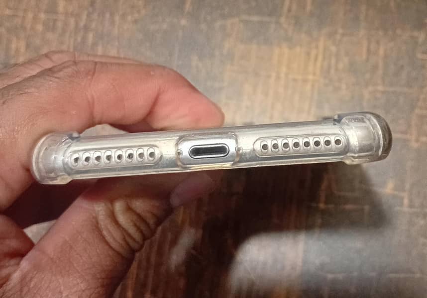 Apple iPhone 7 Plus 2
