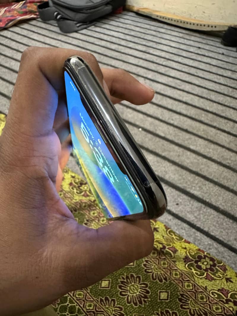 Apple iPhone X 1