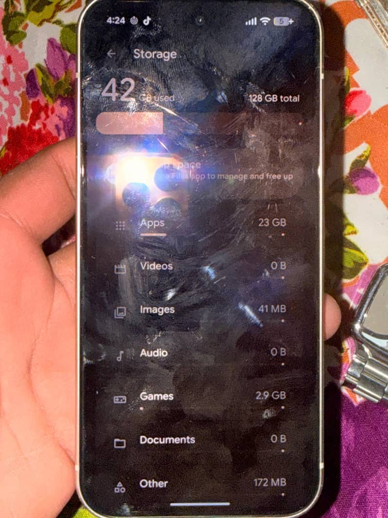 Google Pixel 9 6