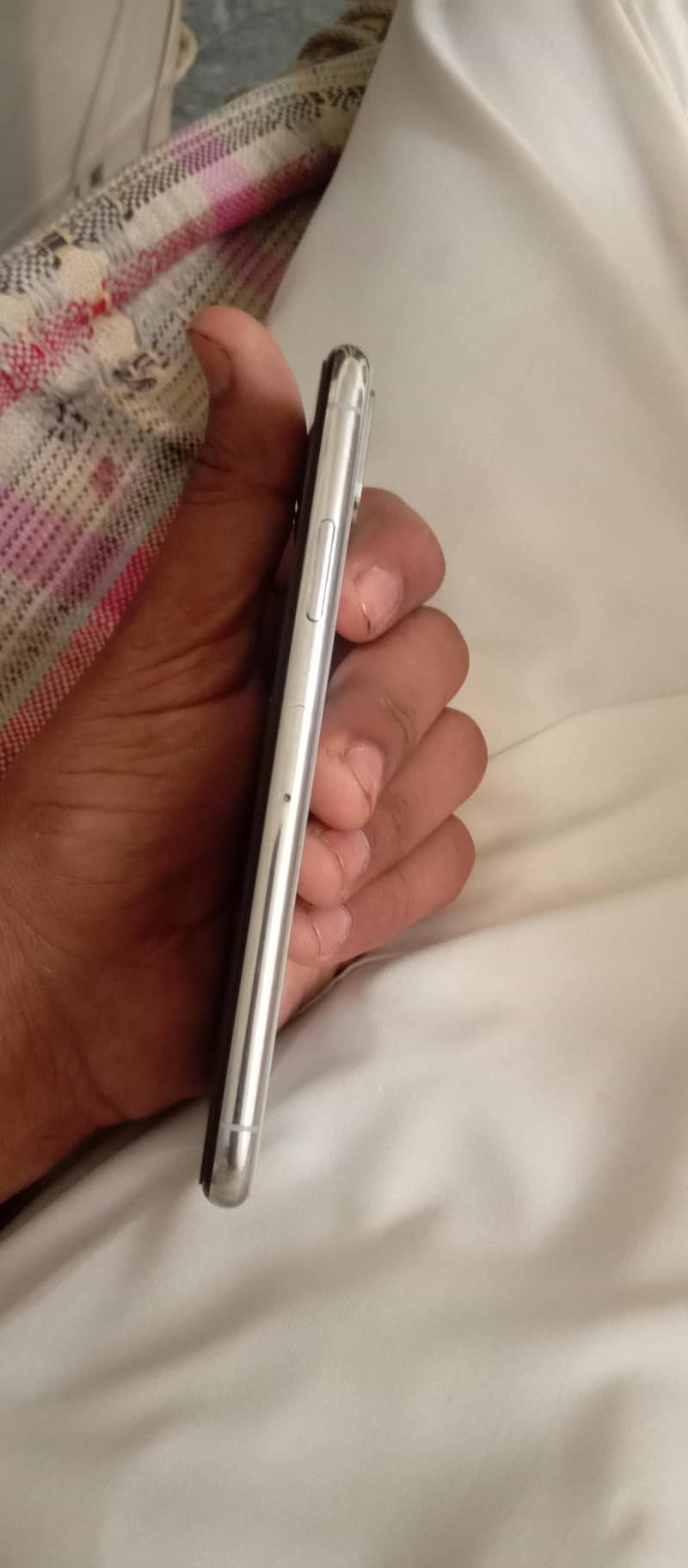 Apple iPhone X 3