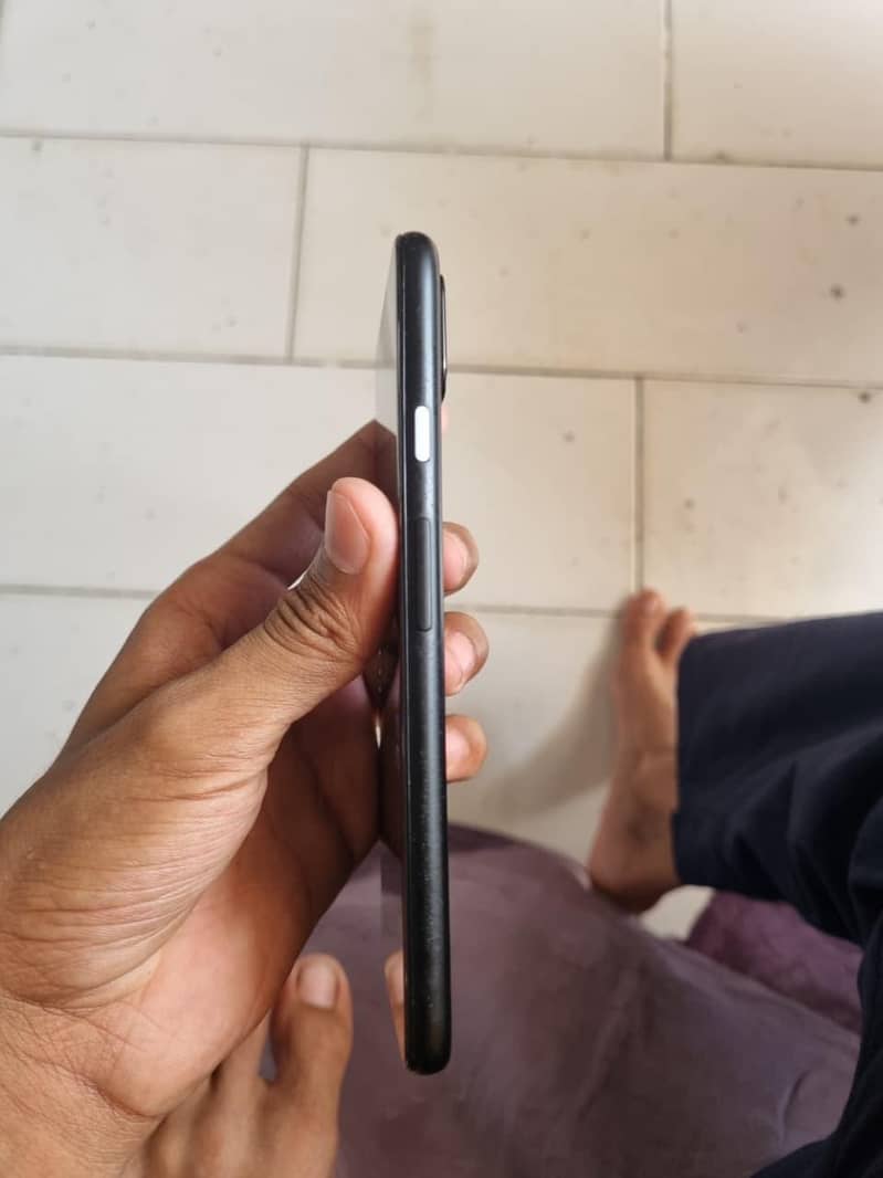 Google Pixel 4a 10
