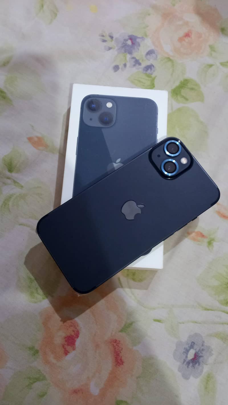 Apple iPhone 13 2
