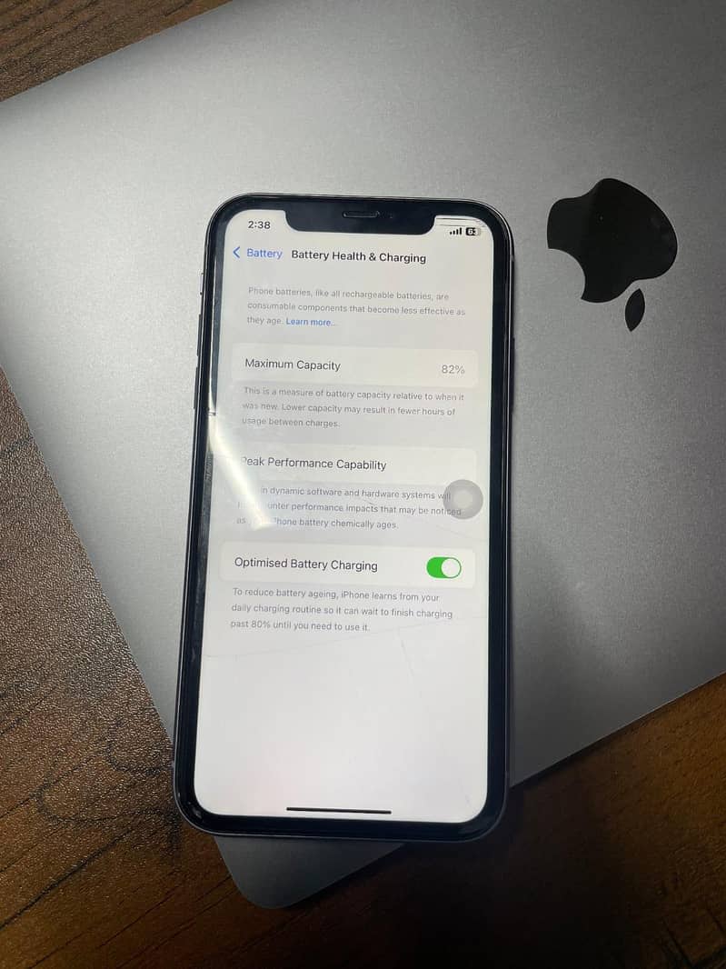 Apple iPhone 11 4