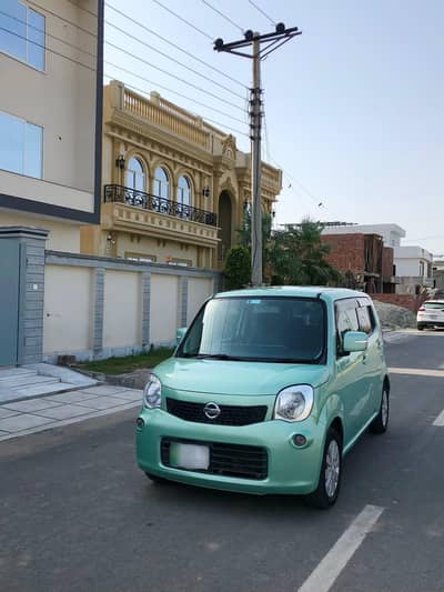 Nissan Moco 2014
