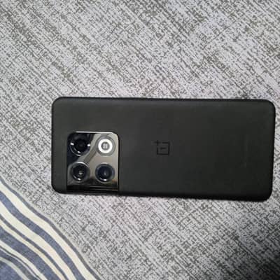 One Plus 10 Pro