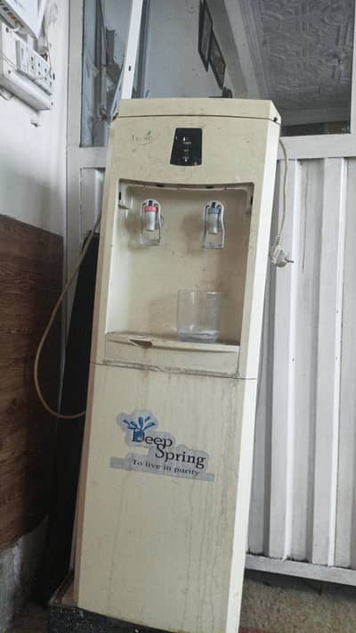 dispenser for sale urgent hot cool both are working properly